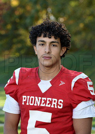 SJFallTeams25 Varsity Football Rodrigues Bernardo_ Team DIGITAL(1)