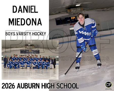 AHSWinterTeams26 Boys Varsity Hockey Miedona Daniel_ Team8x10 _ Sportsmate3(1)