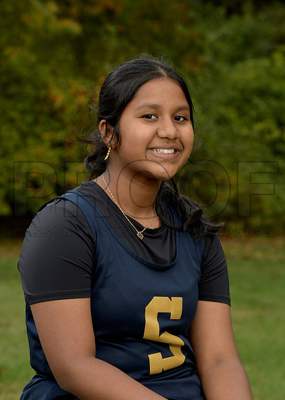 OakMiddleFallTeams26 Girls Cross Country Koornala Gopika Shri Raj_ Team5x7(1)