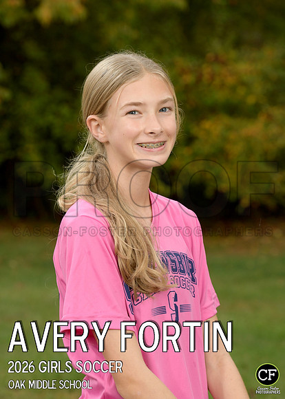 OakMiddleFallTeams26 Girls Soccer Fortin Avery_ Team5x7 _ Individual2(1)