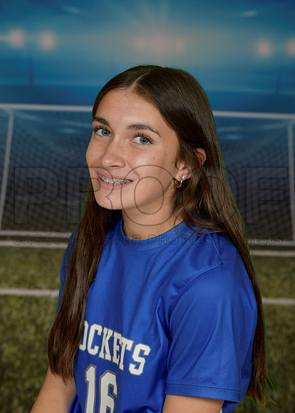 AHSFallTeams26 Girls Varsity Soccer Courtney Madison_ Team5x7(1)