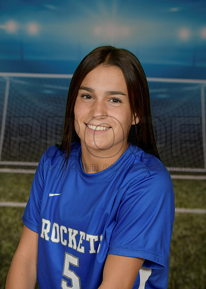 AHSFallTeams26 Girls Varsity Soccer Pelczarski Sophie_ Team5x7(1)