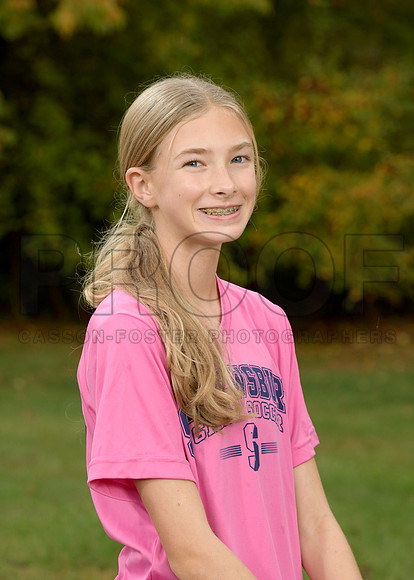 OakMiddleFallTeams26 Girls Soccer Fortin Avery_ Team5x7(1)