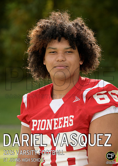 SJFallTeams26 Varsity Football Vasquez Dariel_ Team5x7 _ Individual2(1)