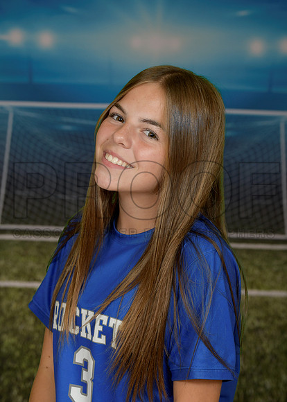 AHSFallTeams26 Girls Varsity Soccer Dani Bethany_ Team5x7(1)