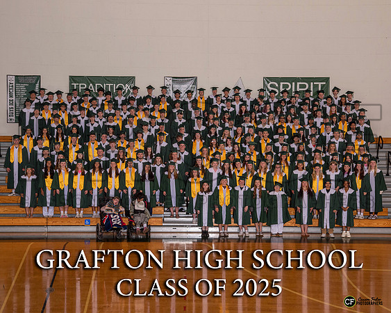 GHS Grad Group 25 8x10