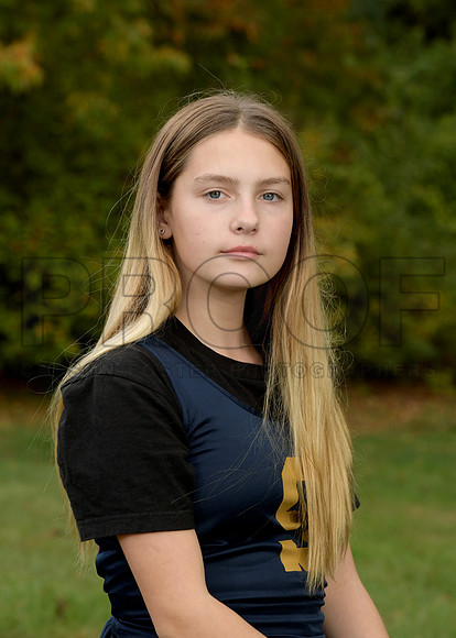 OakMiddleFallTeams26 Girls Cross Country Bonazzoli Izzy_ Team5x7(1)
