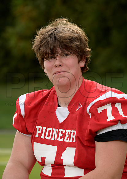 SJFallTeams26 JV Red Football Jardim Alex_ Team5x7(1)