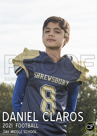 OakMiddleTeams2122 Football Claros Daniel_ Team5x7 _ Individual2(1)
