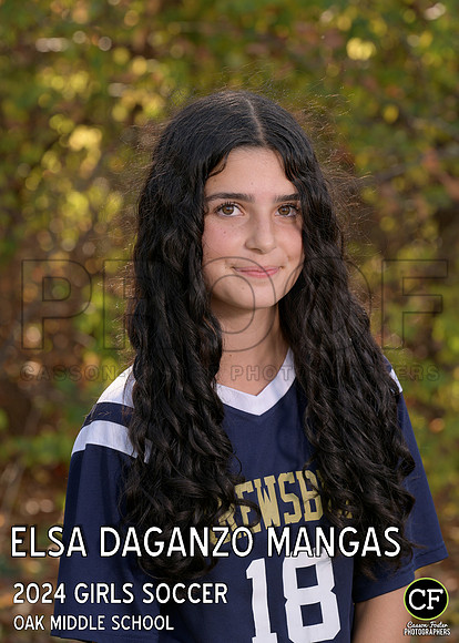 OMS Fall Teams 24 WEB 2 Girls Soccer Daganzo Mangas Elsa_ Team5x7 _ Individual2(1)