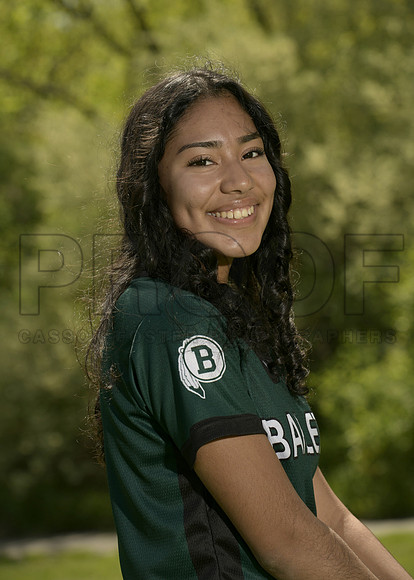 Macario-12th, Janessa