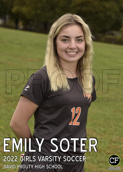 DP Fall Teams 2223 Girls Varsity Soccer Soter Emily_ Team5x7 _ Individual2(1)